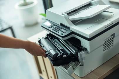 Hướng dẫn lắp đặt máy in Brother DCP-B7640DW cho văn phòng và doanh nghiệp
