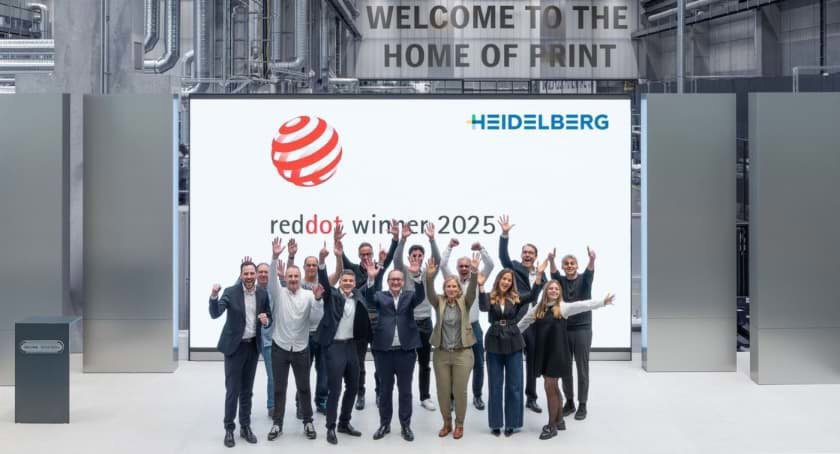 HEIDELBERG Wins Red Dot Award for Home of Print Customer Experience Center HEIDELBERG Wins Red Dot Award for Home of Print Customer Experience Center